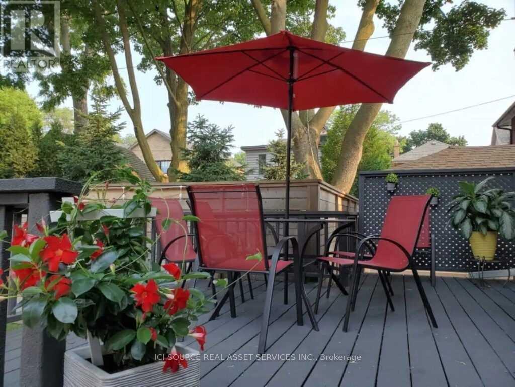 77a Runnymede Road, Toronto, Ontario  M6S 2Y4 - Photo 2 - W12782004