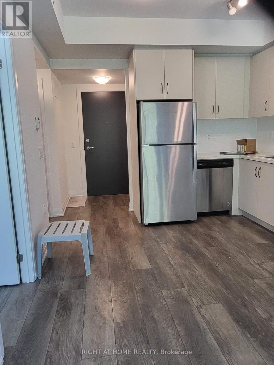 115 - 95 Attmar Drive, Brampton, Ontario  L6P 0Y6 - Photo 8 - W12782010