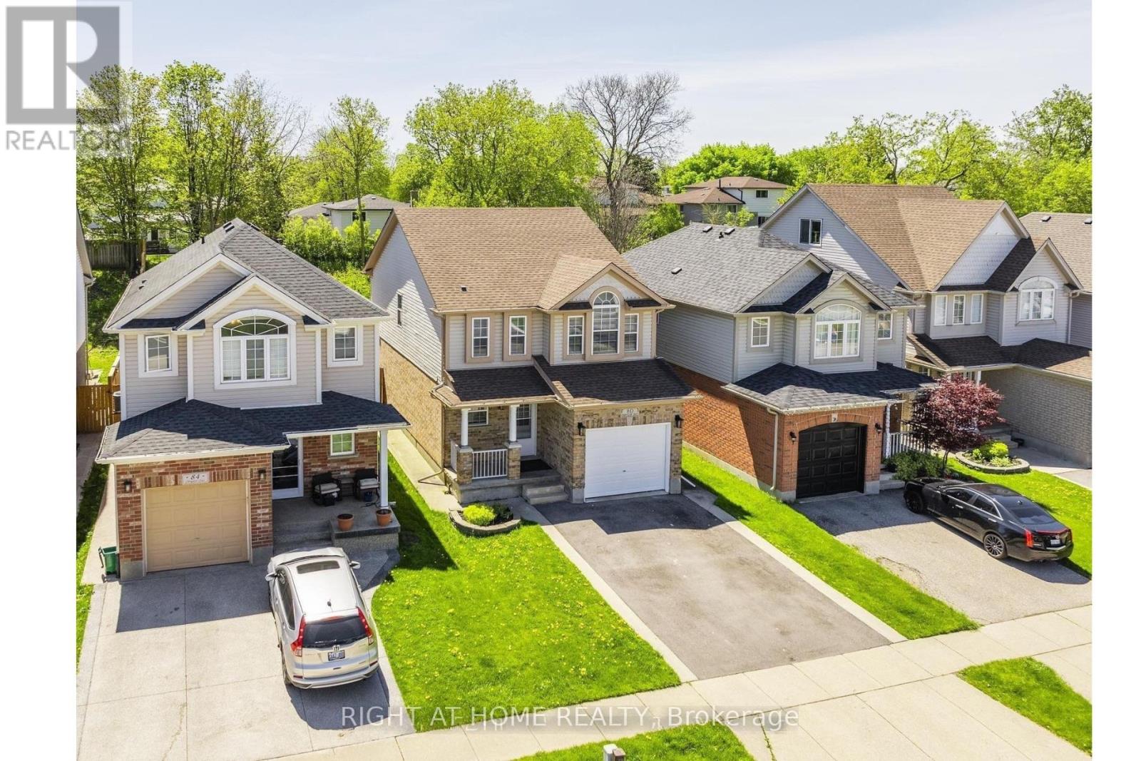 Lower - 80 Chrysler Crescent, Cambridge, Ontario  N3H 5S6 - Photo 2 - X12781934