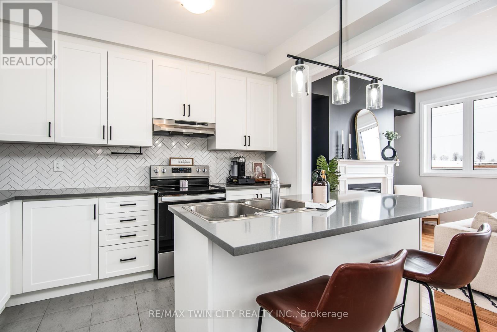 872 Sobeski Avenue, Woodstock, Ontario  N4T 0P2 - Photo 19 - X12781958