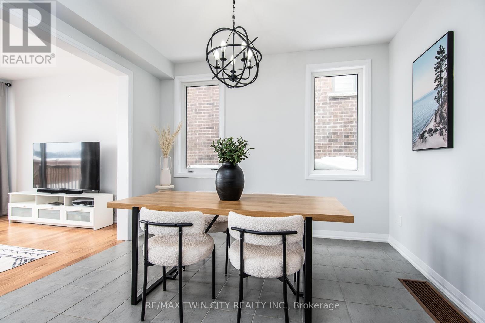 872 Sobeski Avenue, Woodstock, Ontario  N4T 0P2 - Photo 23 - X12781958