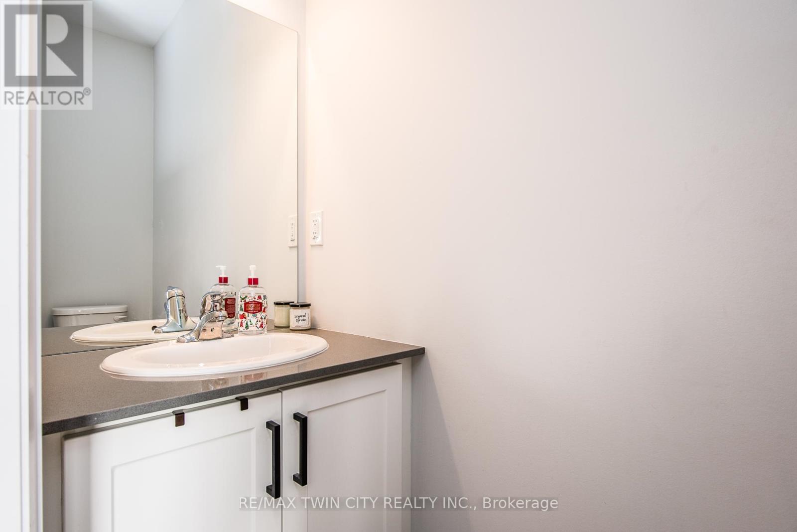 872 Sobeski Avenue, Woodstock, Ontario  N4T 0P2 - Photo 25 - X12781958