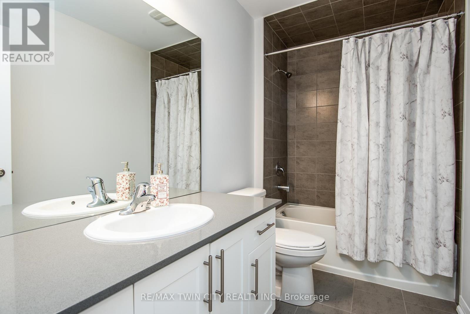 872 Sobeski Avenue, Woodstock, Ontario  N4T 0P2 - Photo 32 - X12781958