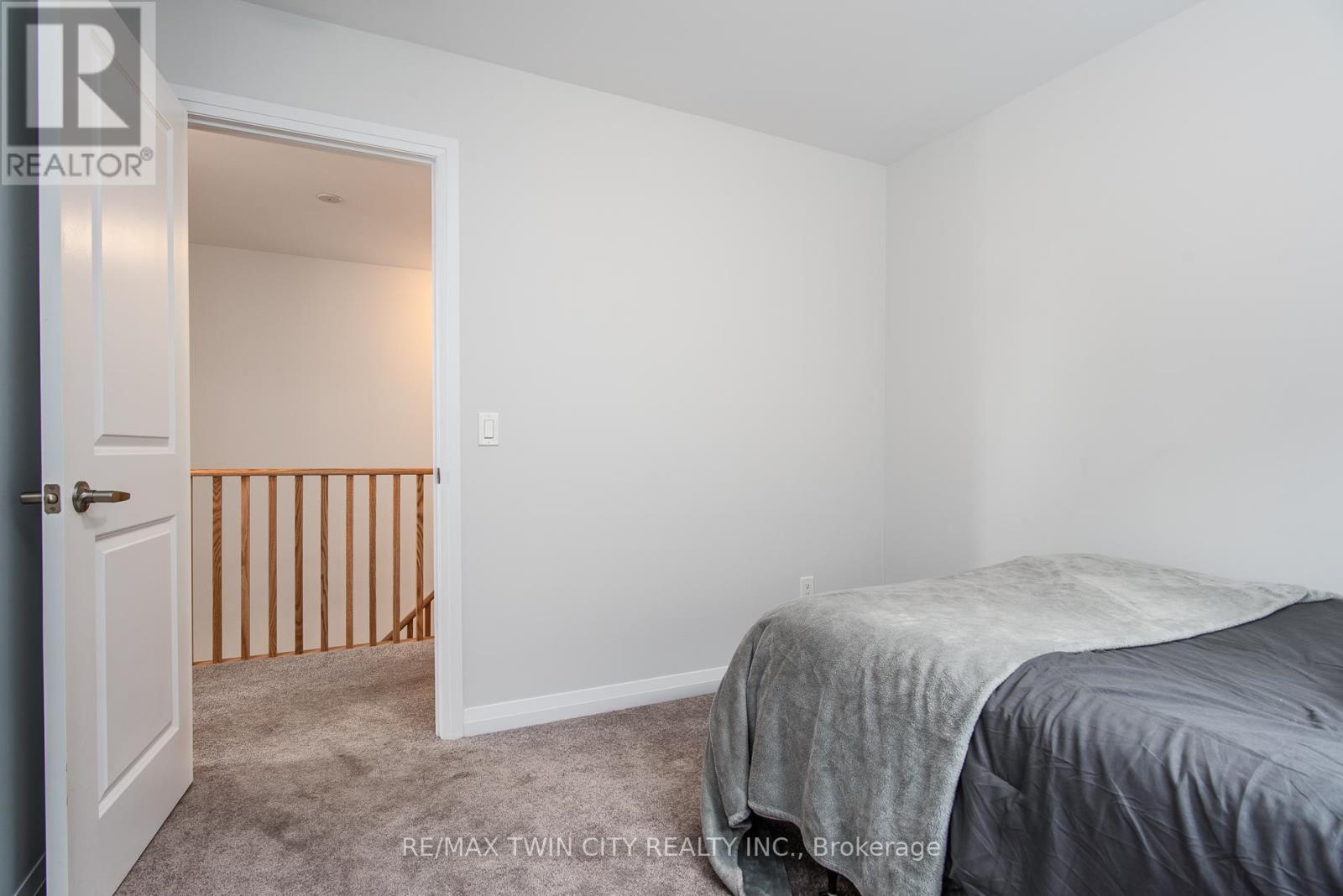 872 Sobeski Avenue, Woodstock, Ontario  N4T 0P2 - Photo 36 - X12781958