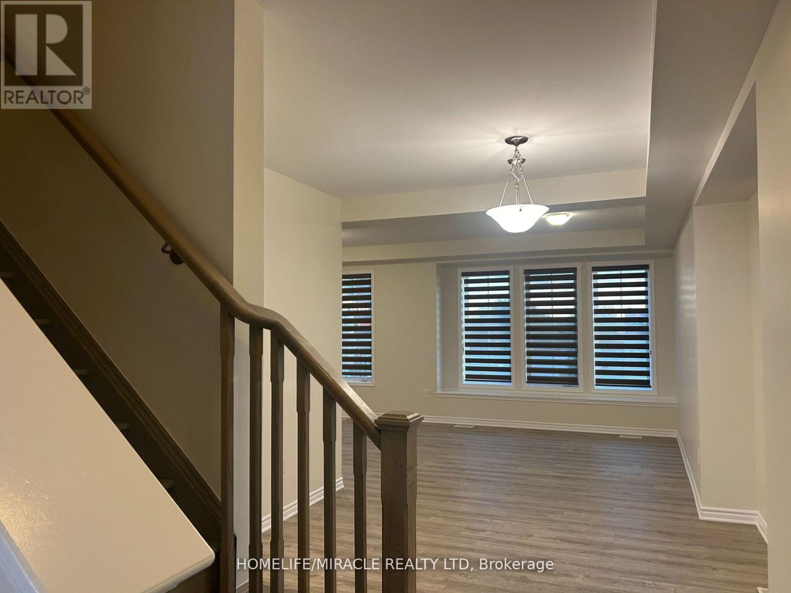 6 - 22 Spring Creek Drive, Hamilton (Waterdown), Ontario  L8B 1V7 - Photo 7 - X12781960