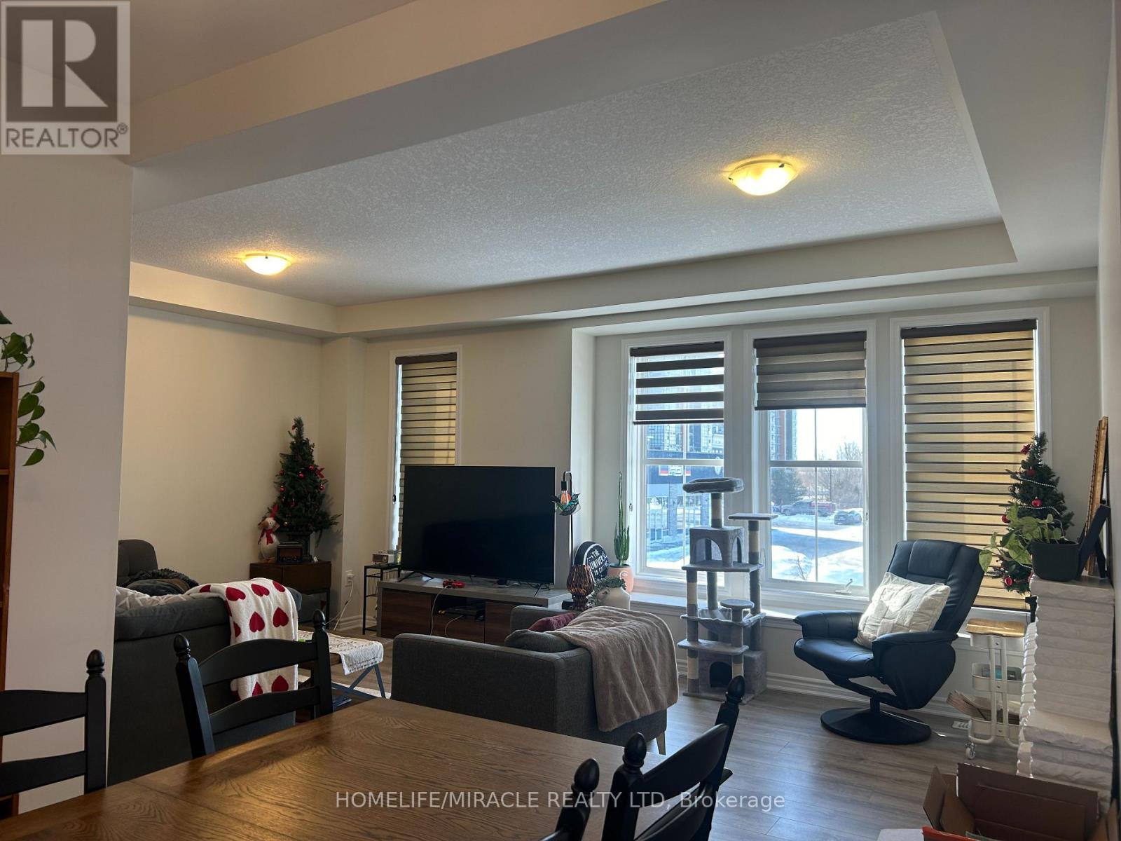 6 - 22 Spring Creek Drive, Hamilton, Ontario  L8B 1V7 - Photo 3 - X12781964