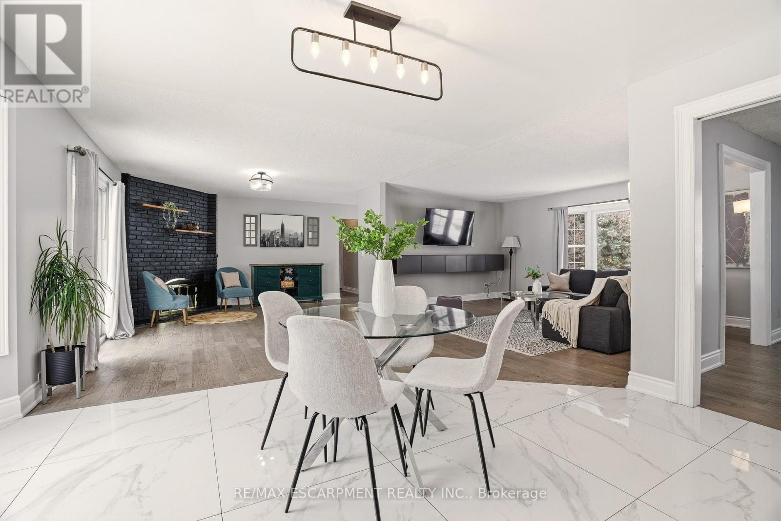 41 John Martin Crescent, Hamilton, Ontario  L0R 2H0 - Photo 8 - X12782000