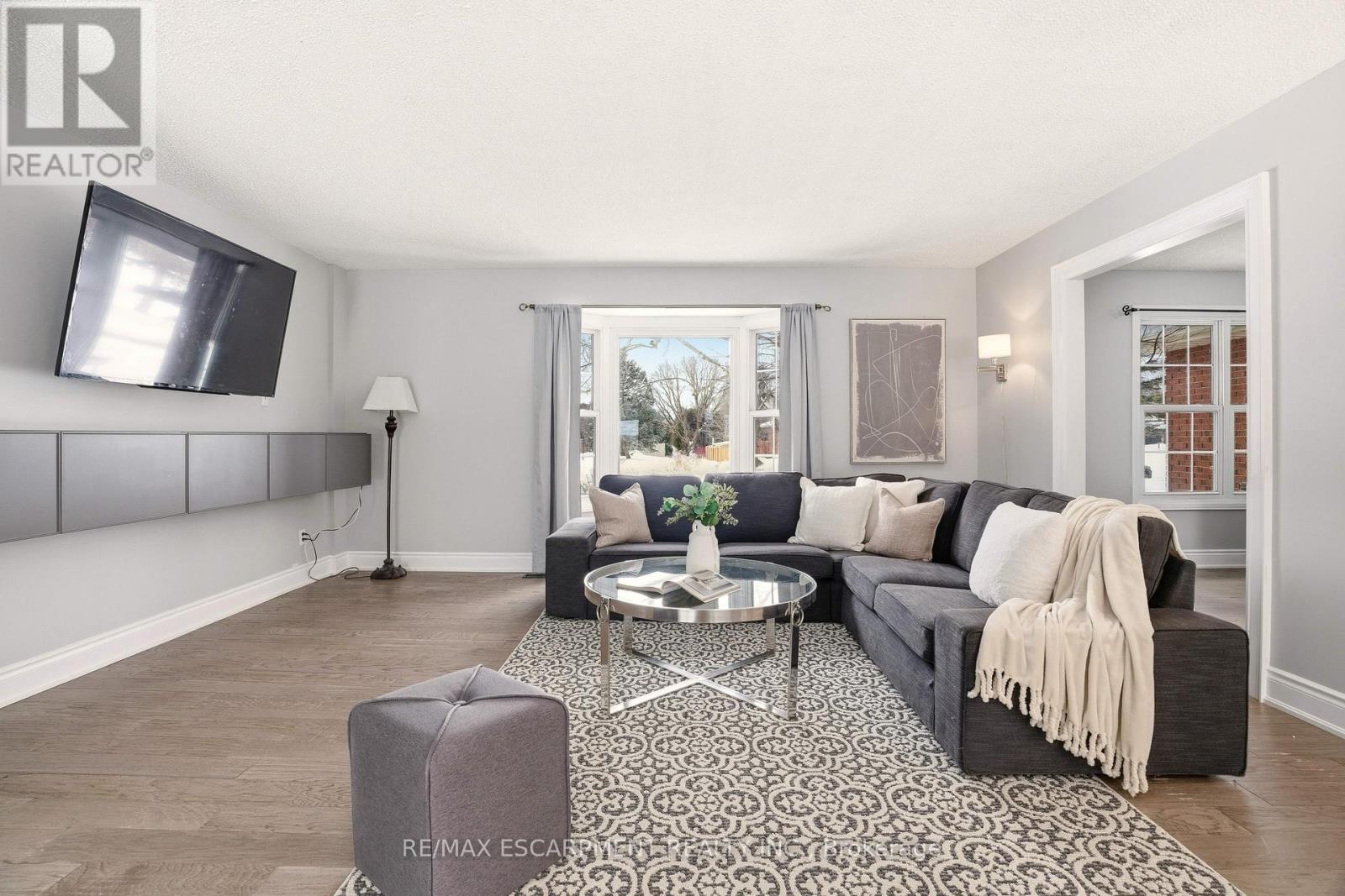 41 John Martin Crescent, Hamilton, Ontario  L0R 2H0 - Photo 9 - X12782000