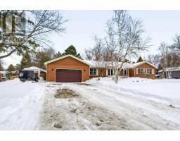 41 JOHN MARTIN CRESCENT, Hamilton, Ontario