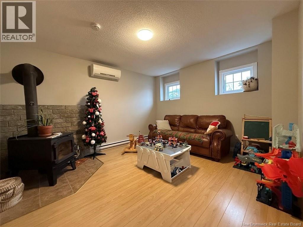 60 Mgr Dionne Avenue, Edmundston, New Brunswick  E3V 4Y7 - Photo 23 - NB133449