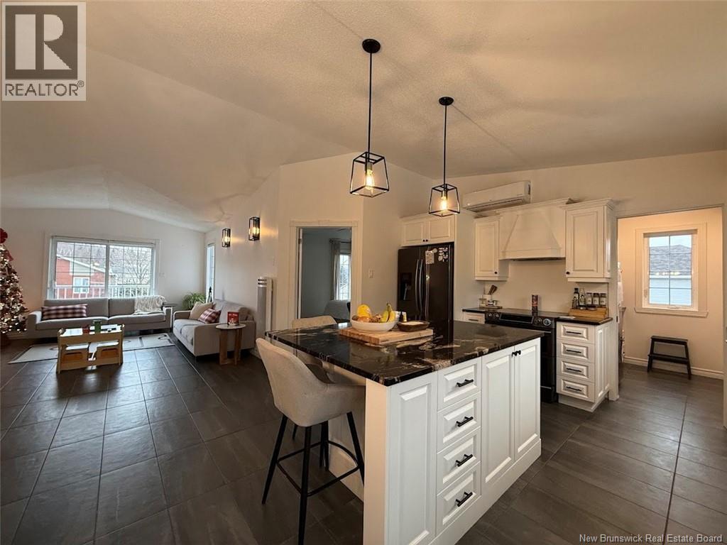 60 Mgr Dionne Avenue, Edmundston, New Brunswick  E3V 4Y7 - Photo 7 - NB133449