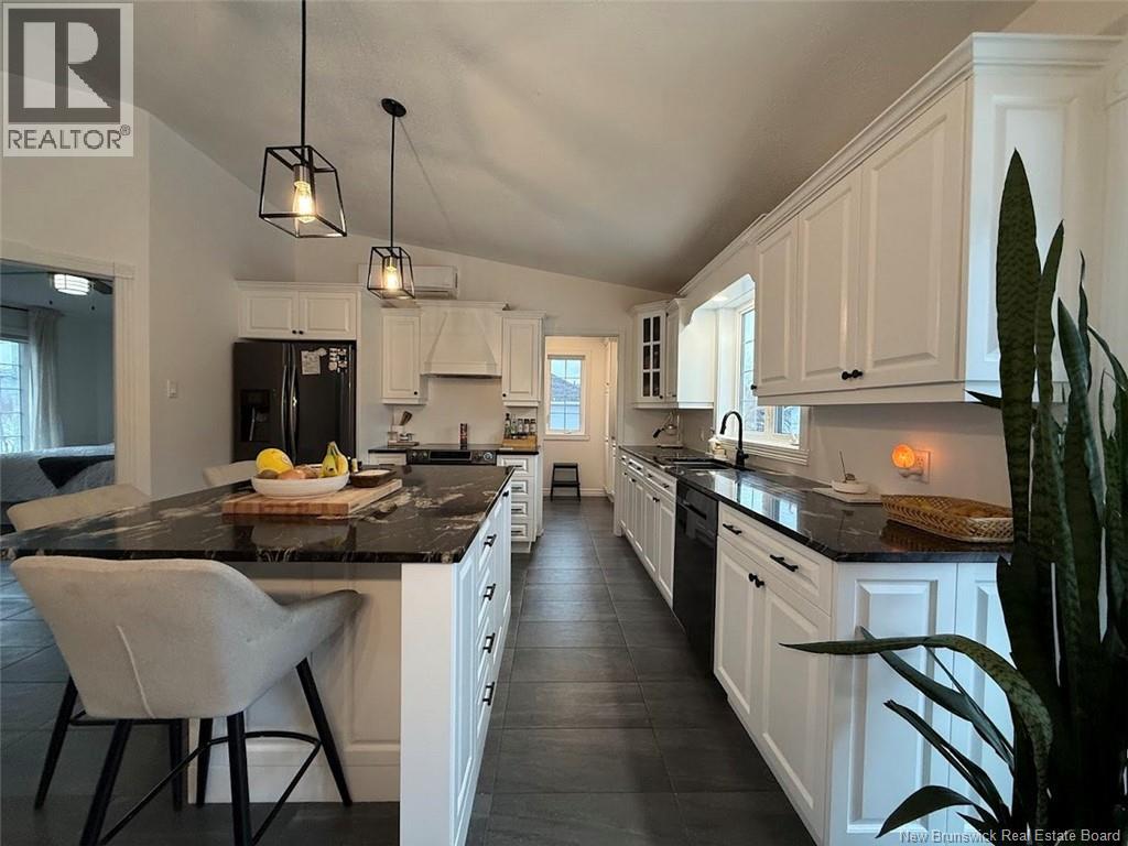 60 Mgr Dionne Avenue, Edmundston, New Brunswick  E3V 4Y7 - Photo 6 - NB133449