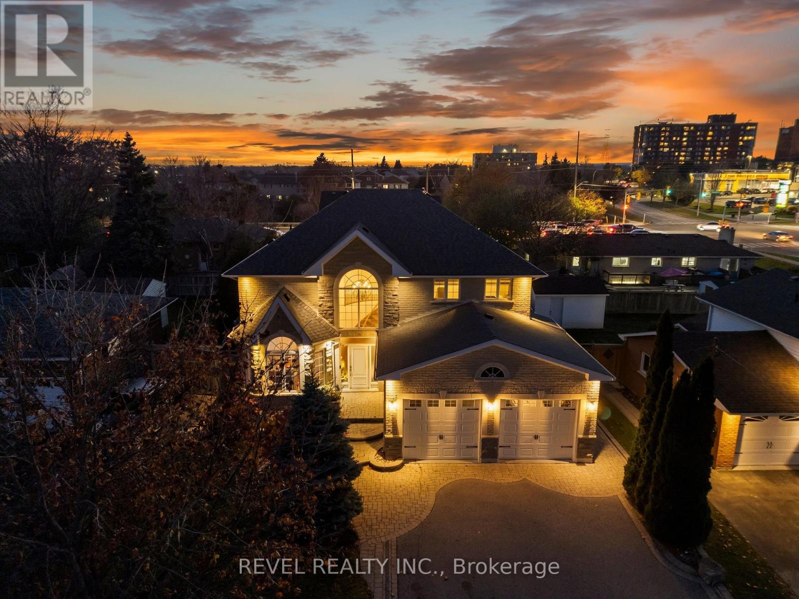 70 Applewood Crescent, Whitby, Ontario L1N 2E6 - Photo 38 - E12782020