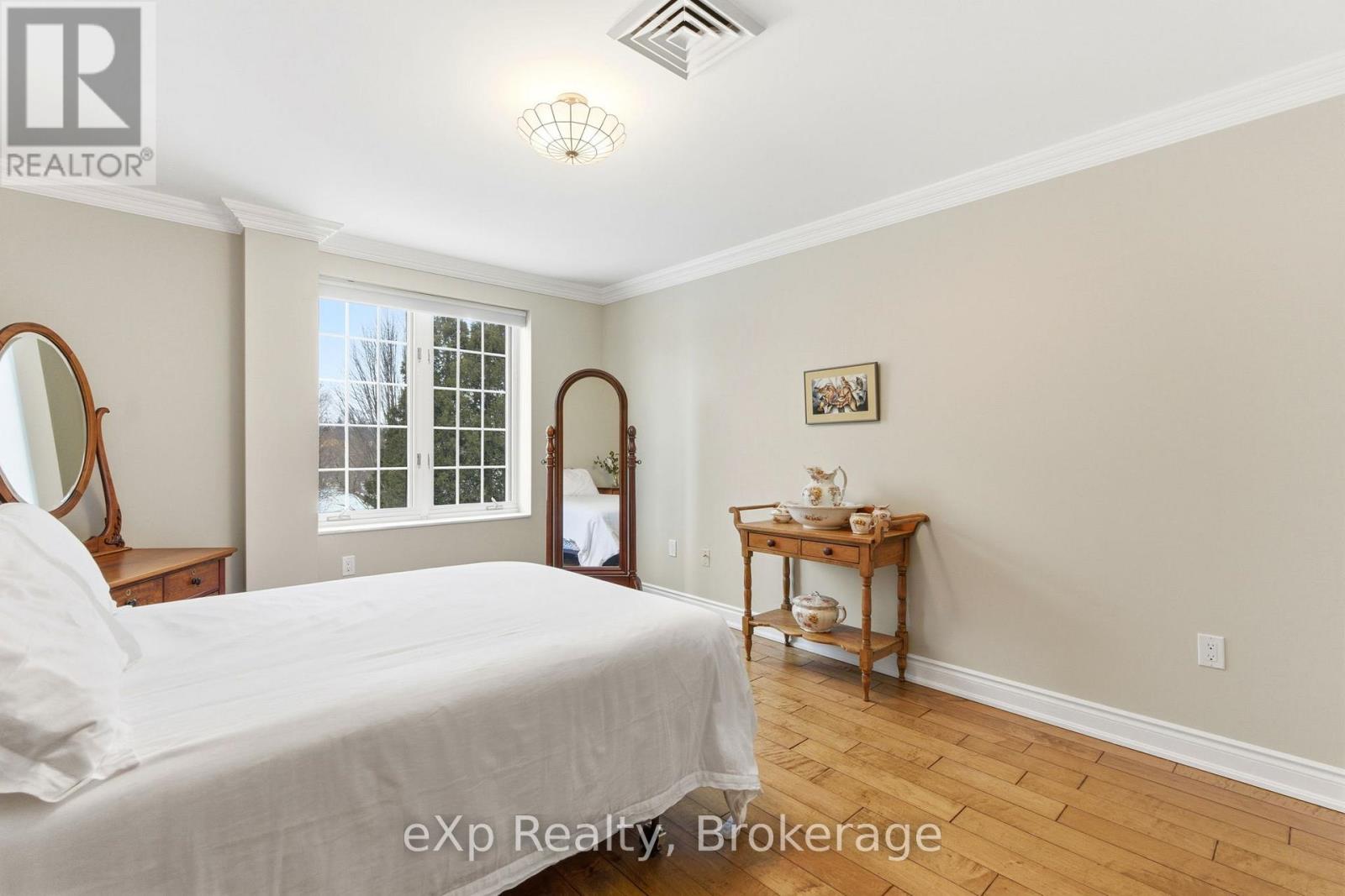 206 - 30 Front Street, Stratford, Ontario  N5A 7S3 - Photo 17 - X12782056