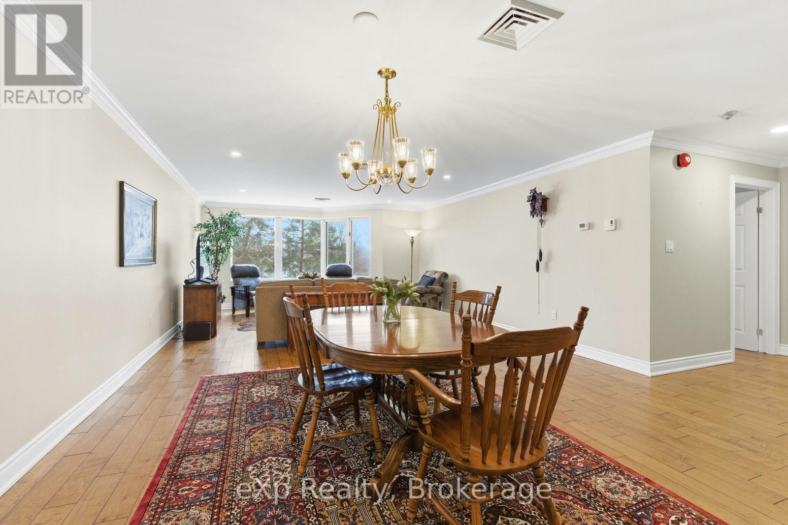 206 - 30 Front Street, Stratford, Ontario  N5A 7S3 - Photo 2 - X12782056