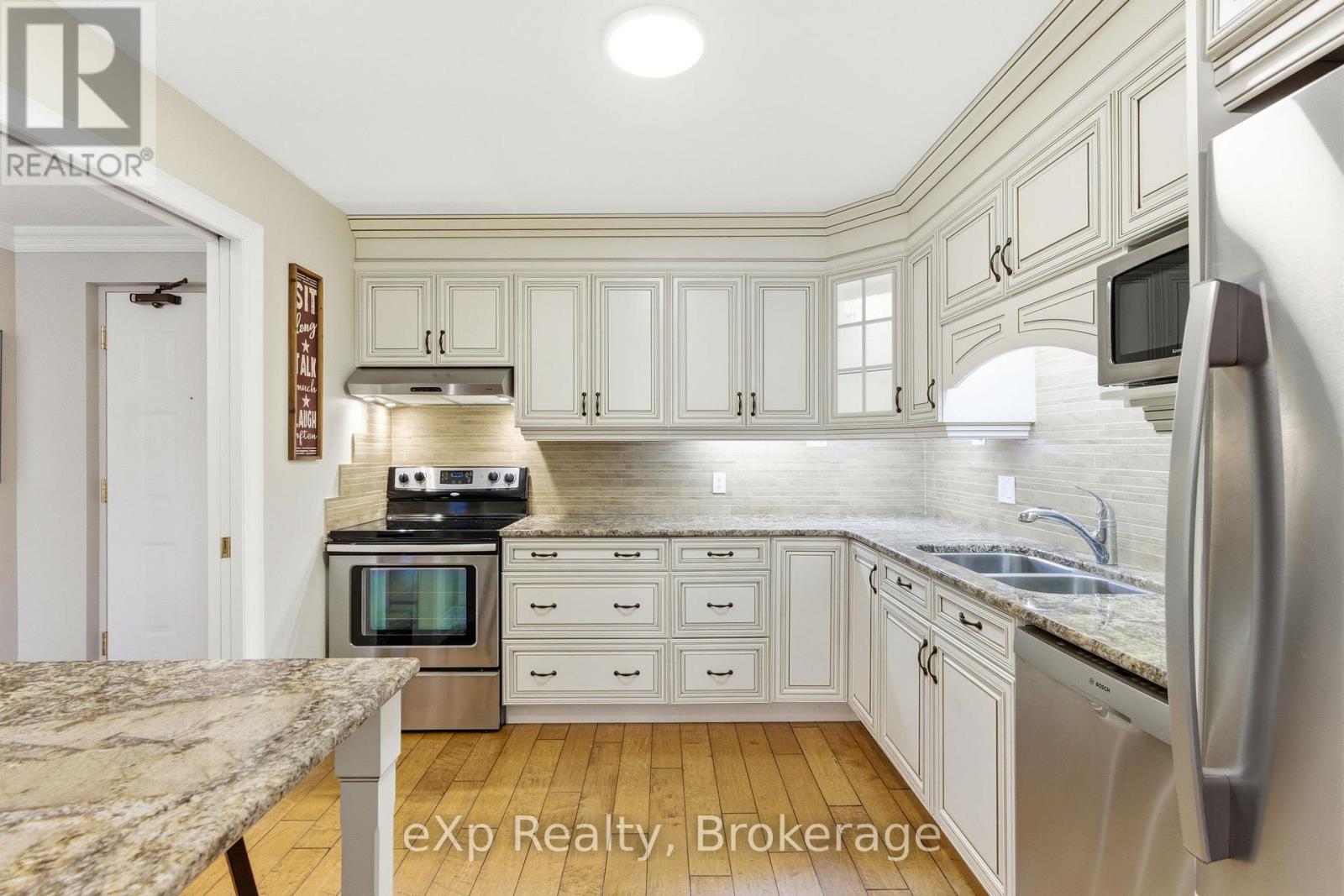 206 - 30 Front Street, Stratford, Ontario  N5A 7S3 - Photo 4 - X12782056