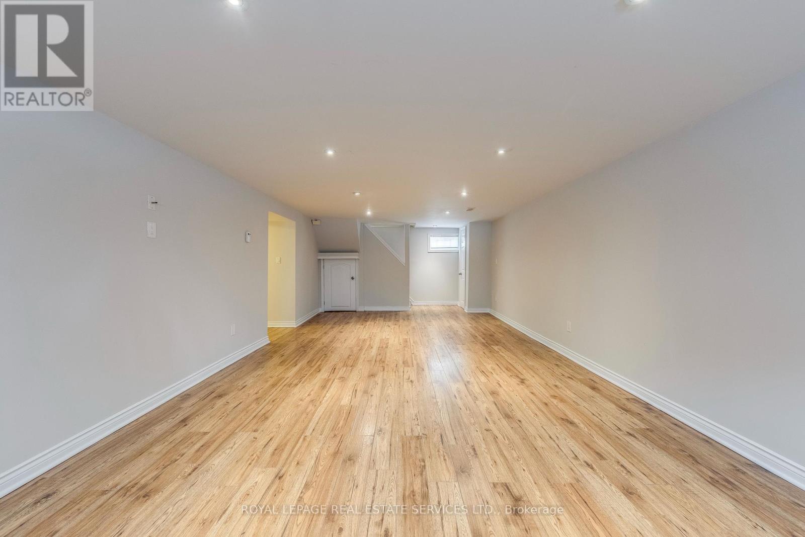 186 Fernwood Crescent, Hamilton, Ontario  L8T 3L4 - Photo 22 - X12782024