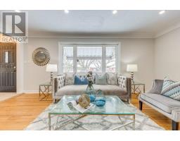 186 FERNWOOD CRESCENT, Hamilton, Ontario