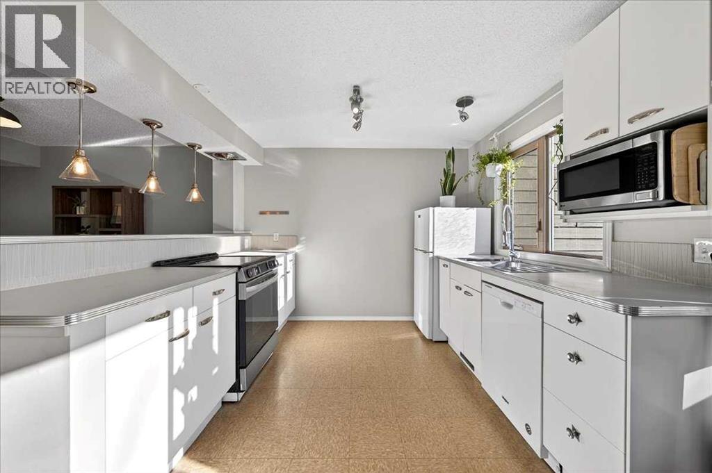 112 Glamis Terrace Sw, Calgary, Alberta  T3E 6V3 - Photo 18 - A2280483