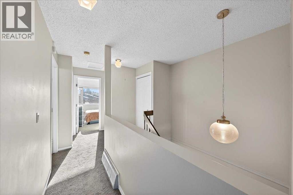 112 Glamis Terrace Sw, Calgary, Alberta  T3E 6V3 - Photo 29 - A2280483