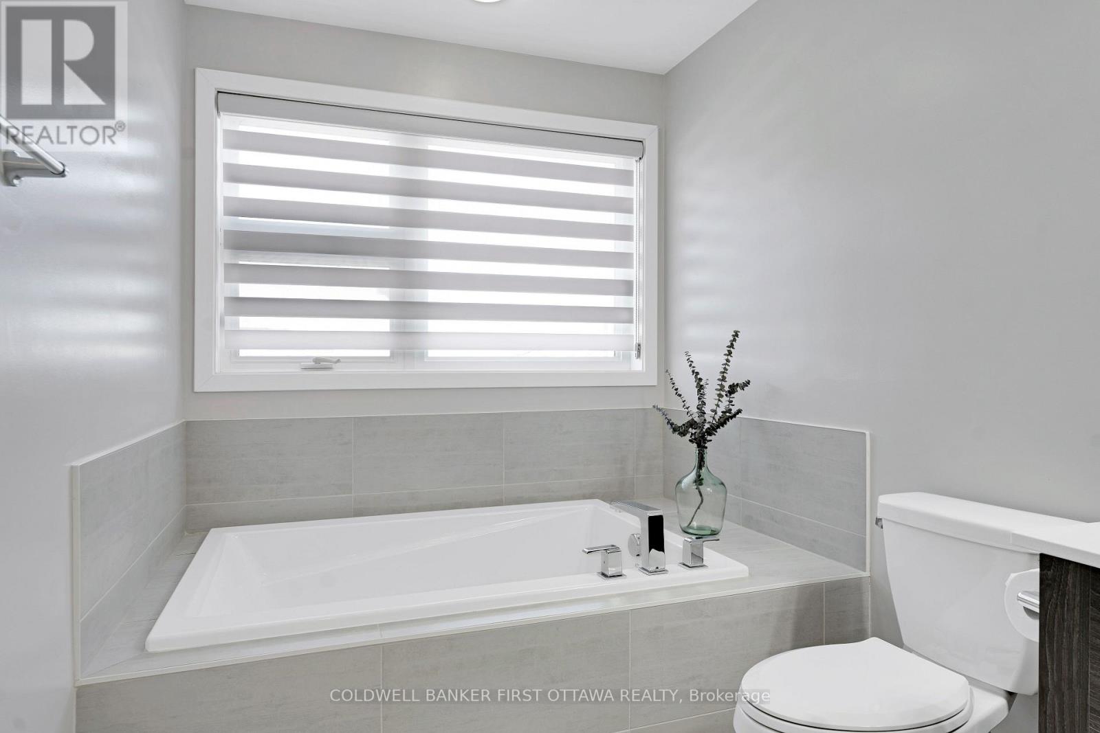 422 Markdale Terrace, Ottawa, Ontario  K4M 0E2 - Photo 25 - X12782066