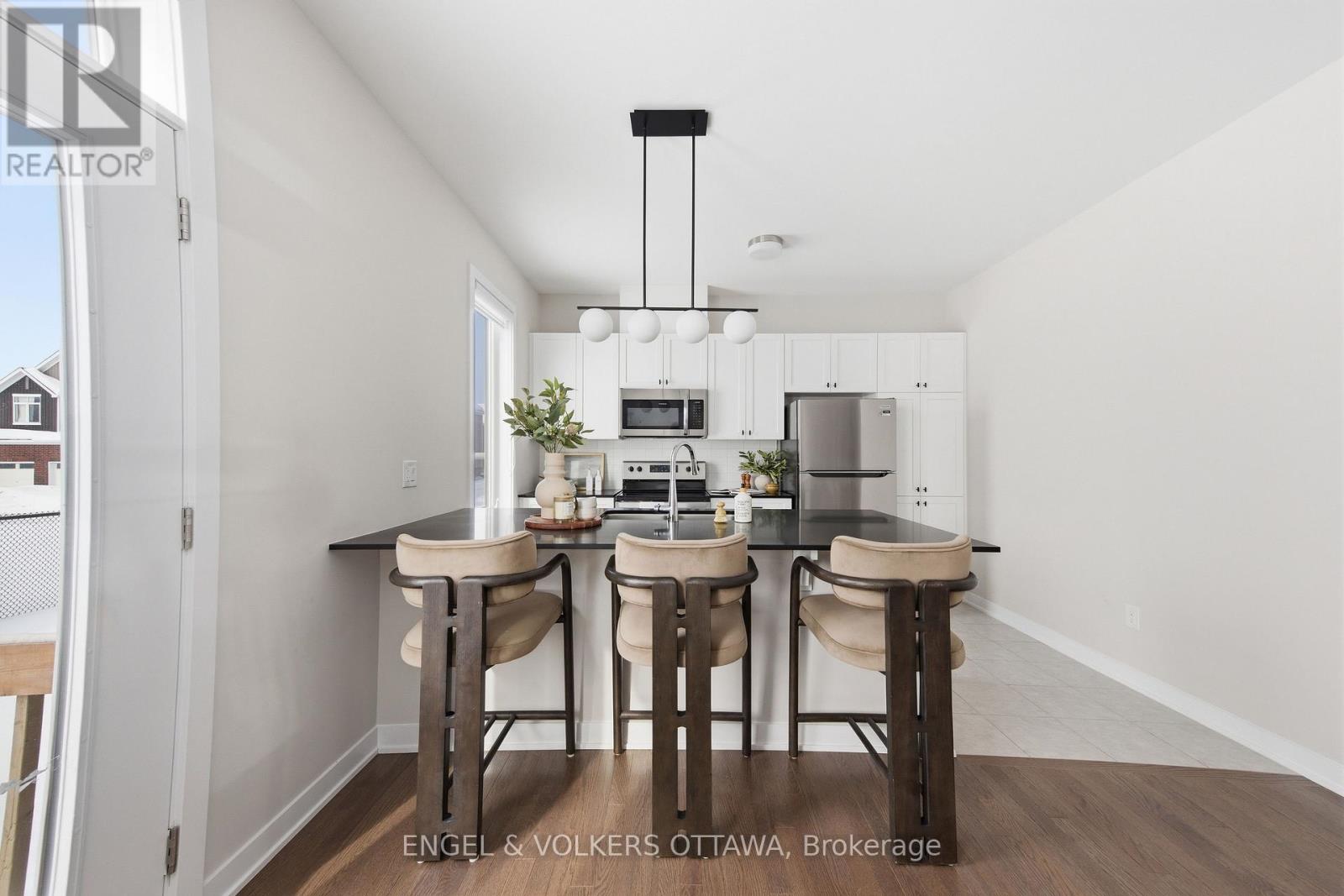 302 Canadensis Lane, Ottawa, Ontario  K2J 6X8 - Photo 7 - X12782074