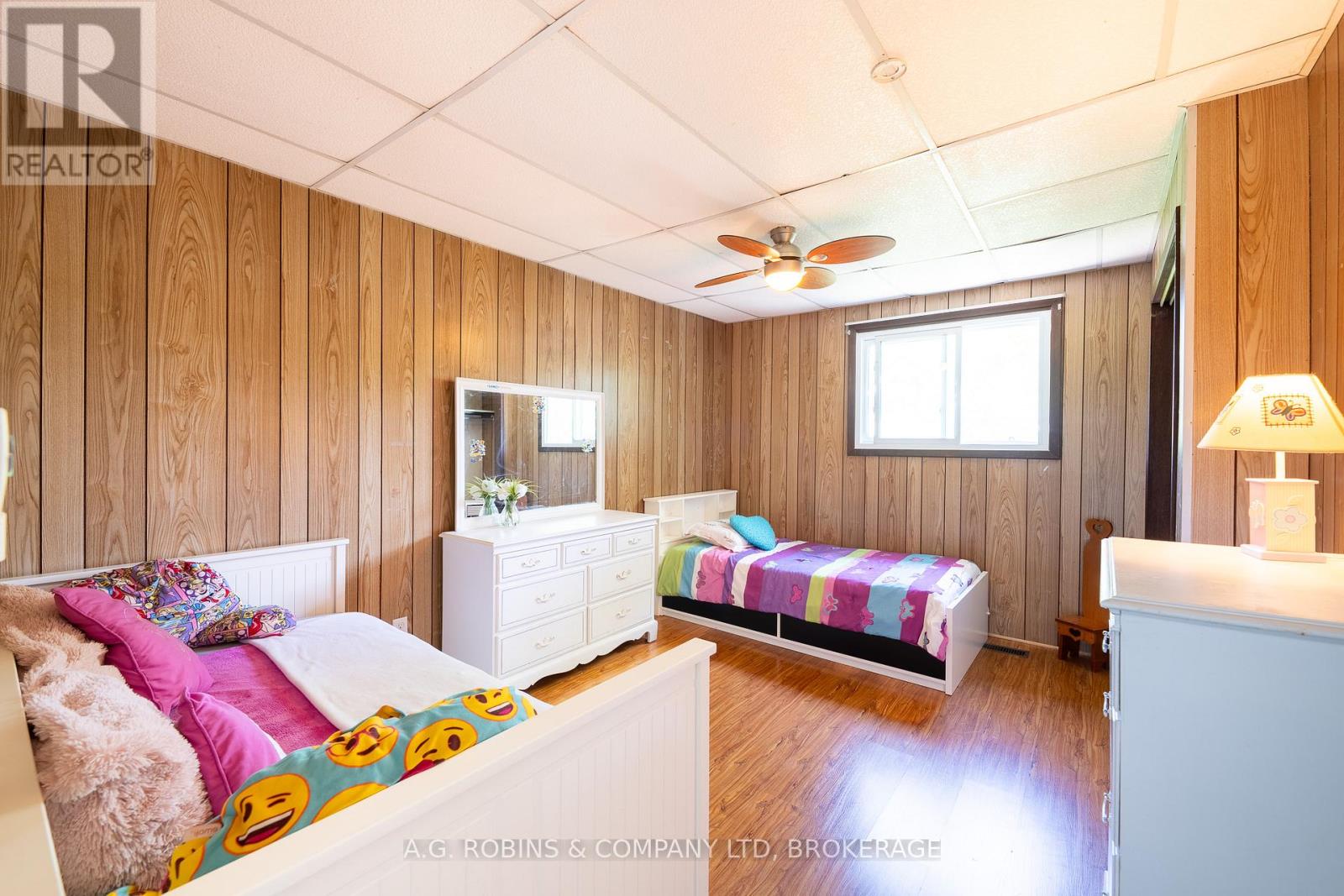 52 Charles Street, Port Colborne, Ontario  L3K 3R4 - Photo 12 - X12782036