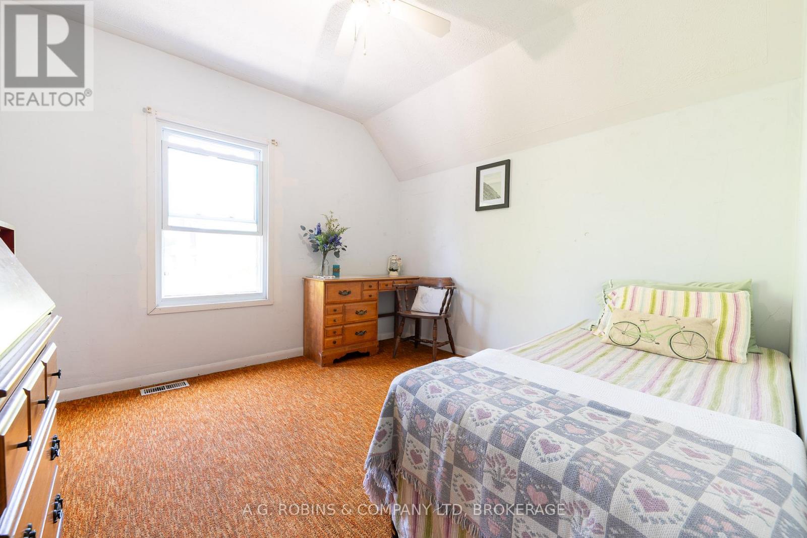 52 Charles Street, Port Colborne, Ontario  L3K 3R4 - Photo 13 - X12782036