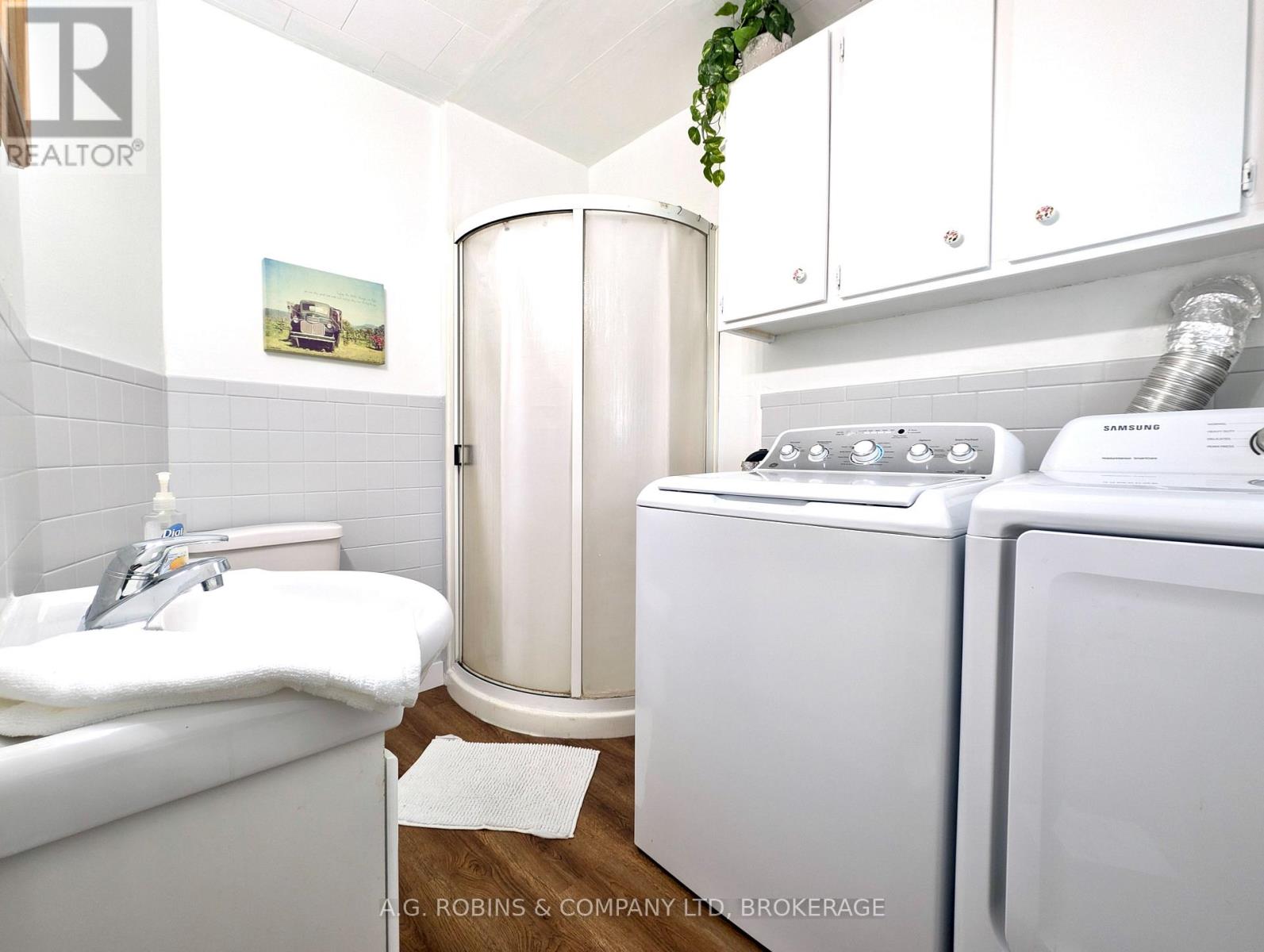 52 Charles Street, Port Colborne, Ontario  L3K 3R4 - Photo 8 - X12782036