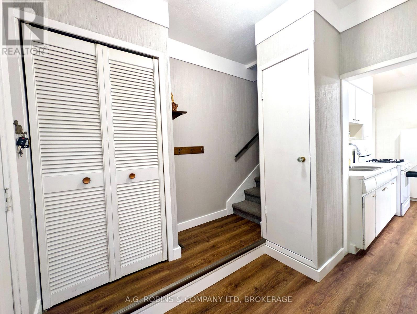 52 Charles Street, Port Colborne, Ontario  L3K 3R4 - Photo 9 - X12782036