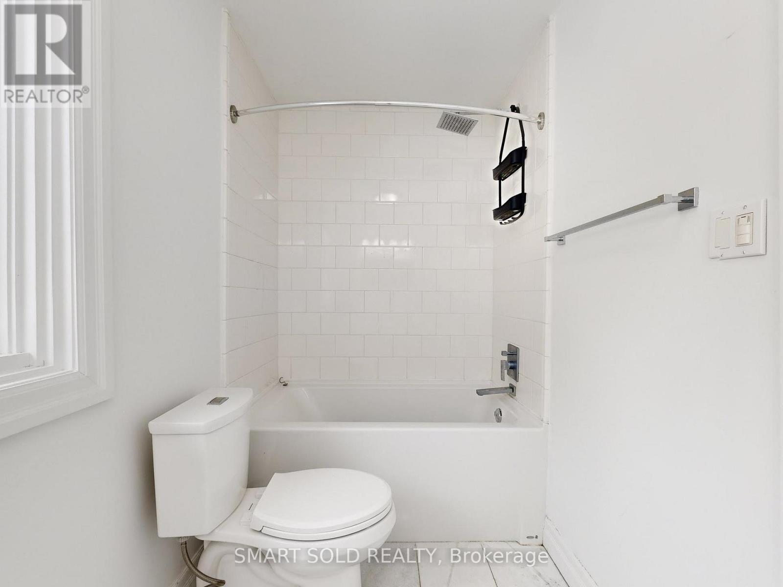 9 Carluke Crescent, Toronto, Ontario  M2L 2H7 - Photo 23 - C12781858