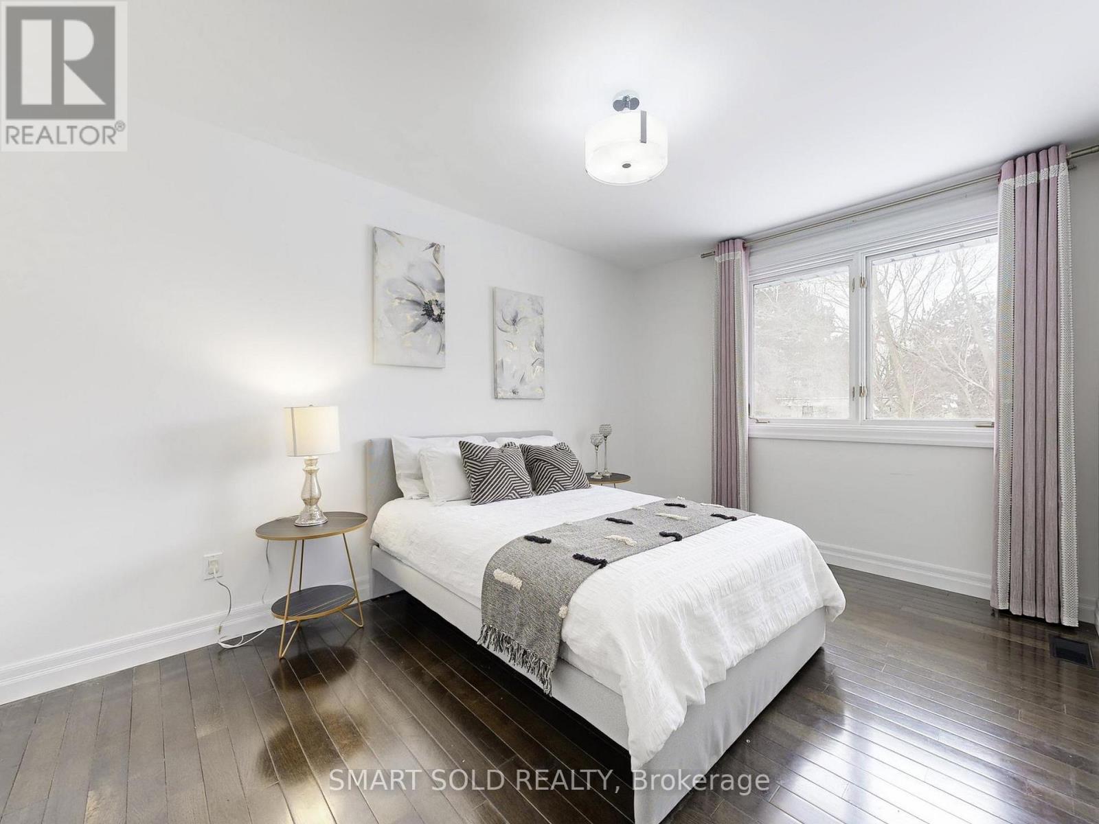 9 Carluke Crescent, Toronto, Ontario  M2L 2H7 - Photo 17 - C12781858