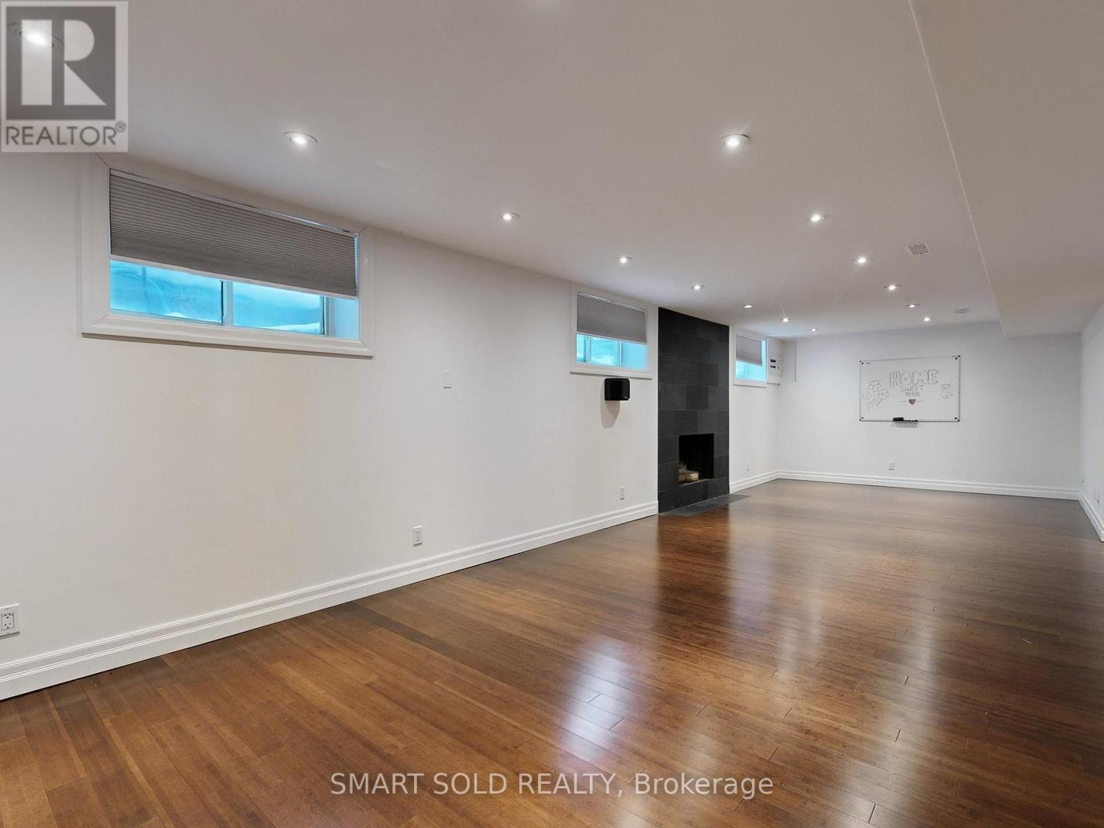 9 Carluke Crescent, Toronto, Ontario  M2L 2H7 - Photo 25 - C12781858