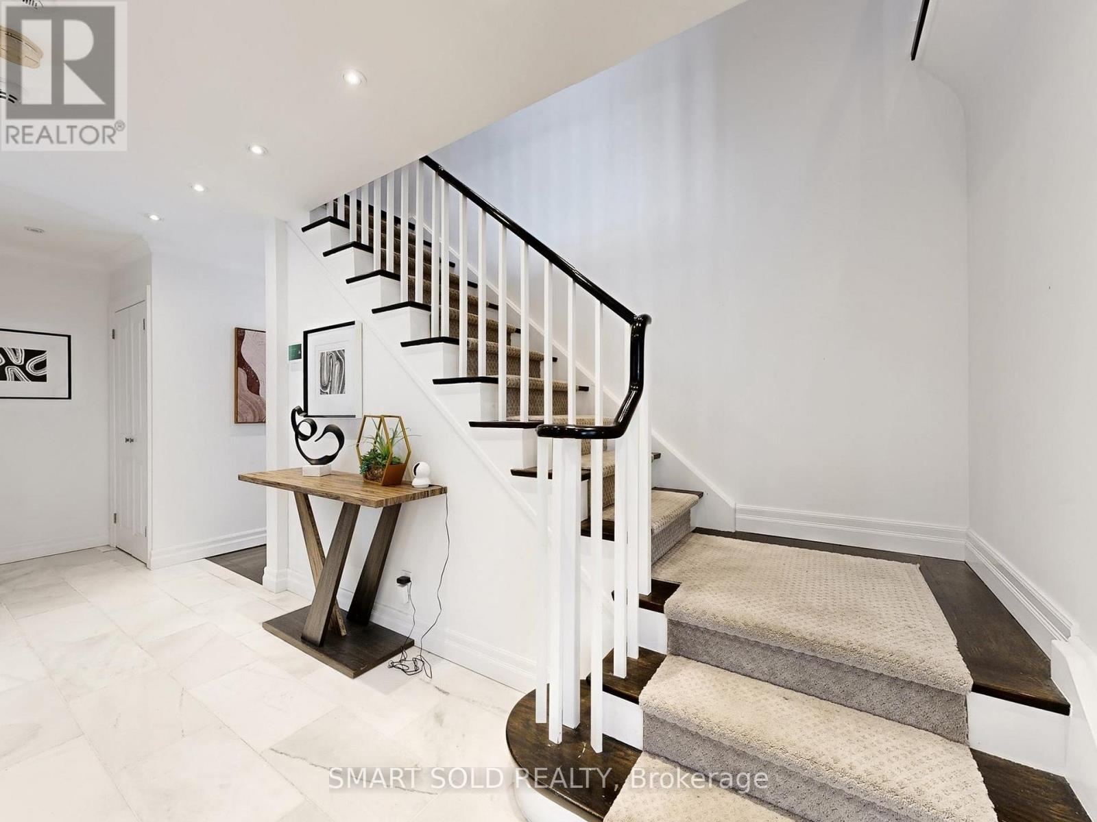 9 Carluke Crescent, Toronto, Ontario  M2L 2H7 - Photo 31 - C12781858