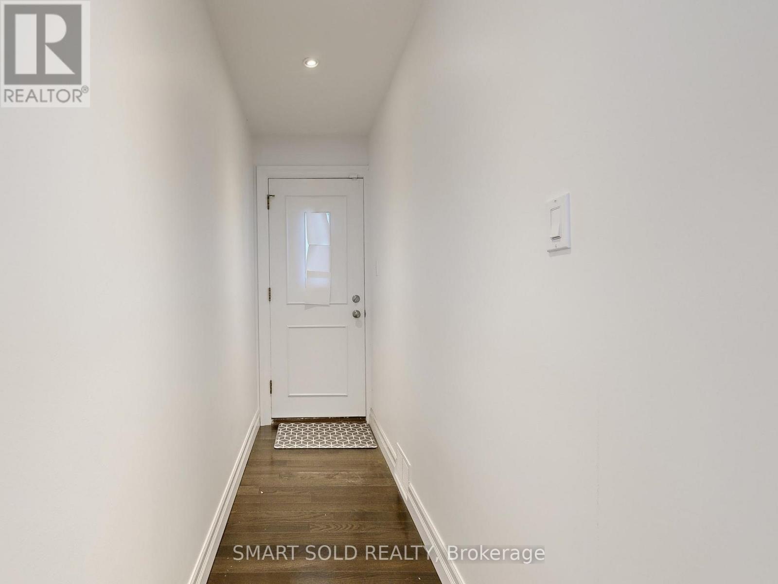 9 Carluke Crescent, Toronto, Ontario  M2L 2H7 - Photo 32 - C12781858