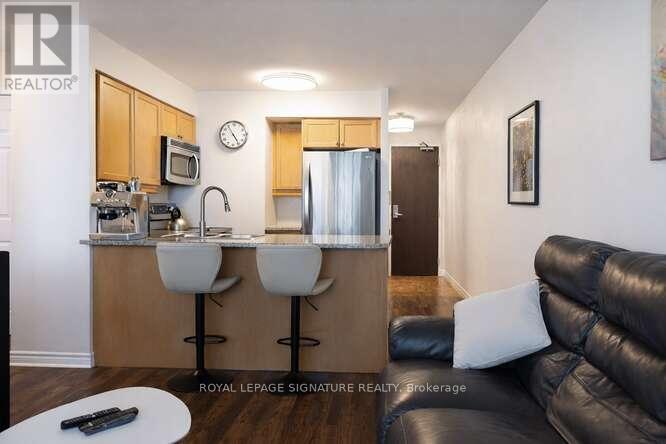 1717 - 335 Rathburn Road W, Mississauga, Ontario  L5B 0C8 - Photo 35 - W12745582