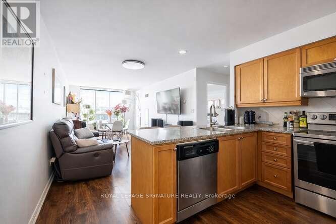 1717 - 335 Rathburn Road W, Mississauga, Ontario  L5B 0C8 - Photo 23 - W12745582