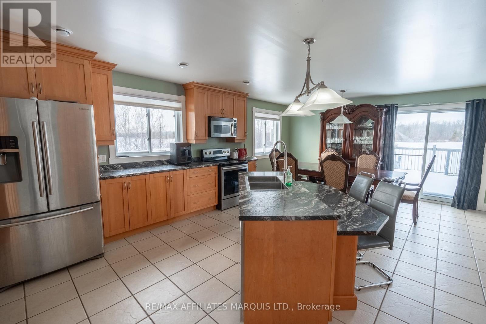 13981 Anderson Road, South Stormont, Ontario  K0C 1X0 - Photo 11 - X12782046