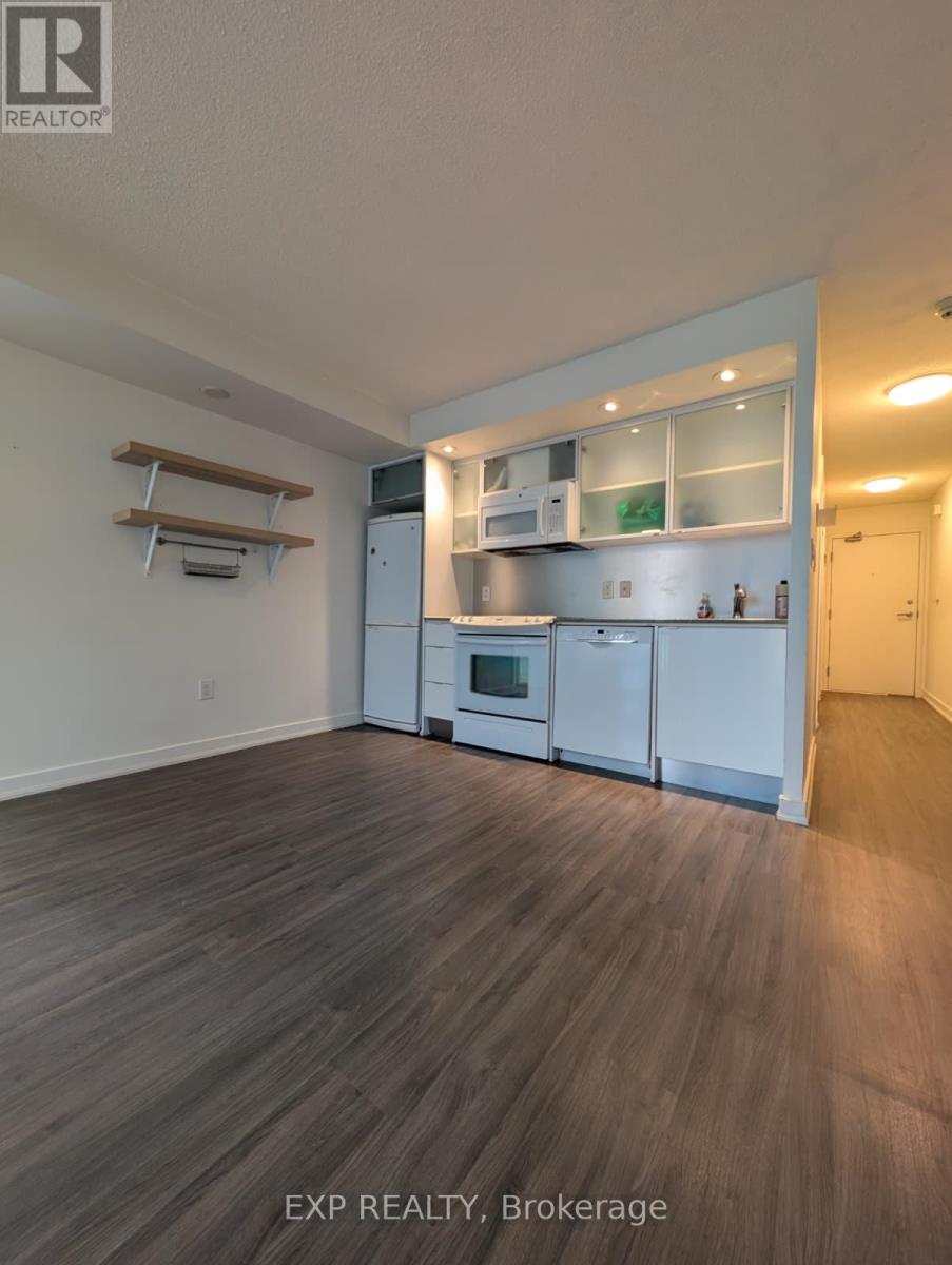 612 - 25 Telegram Mews, Toronto, Ontario  M5V 3Z1 - Photo 5 - C12782052