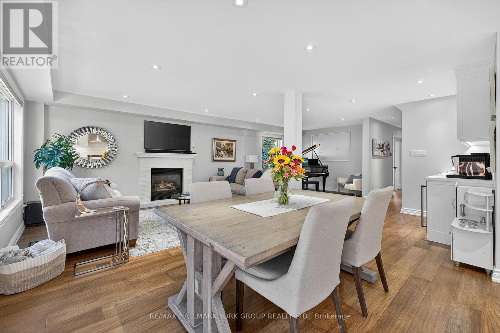 341 Gaston Place, Newmarket, Ontario  L3Y 8M4 - Photo 22 - N12782070