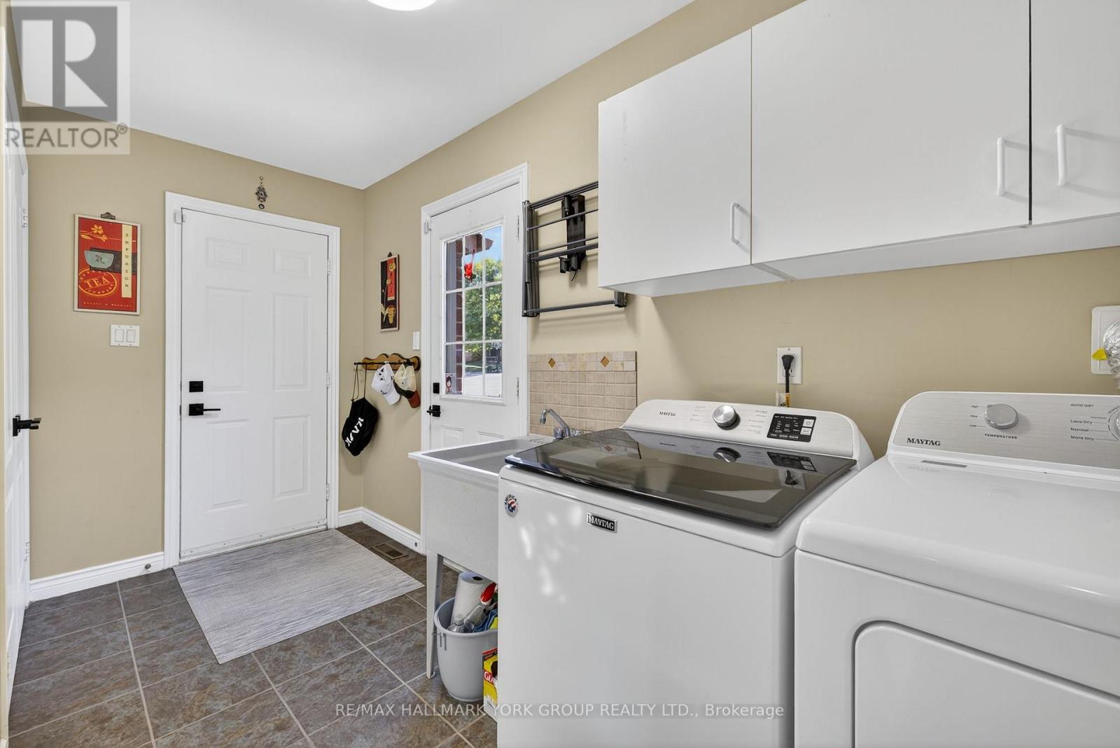 341 Gaston Place, Newmarket, Ontario  L3Y 8M4 - Photo 25 - N12782070