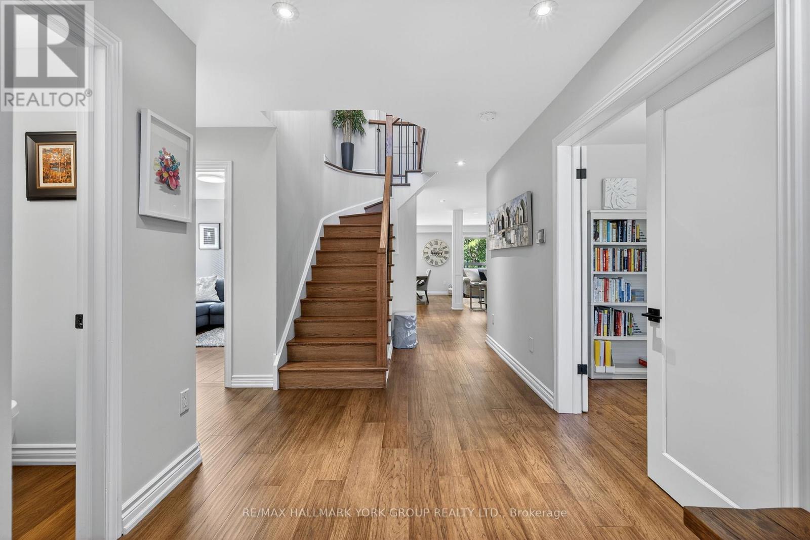 341 Gaston Place, Newmarket, Ontario  L3Y 8M4 - Photo 26 - N12782070