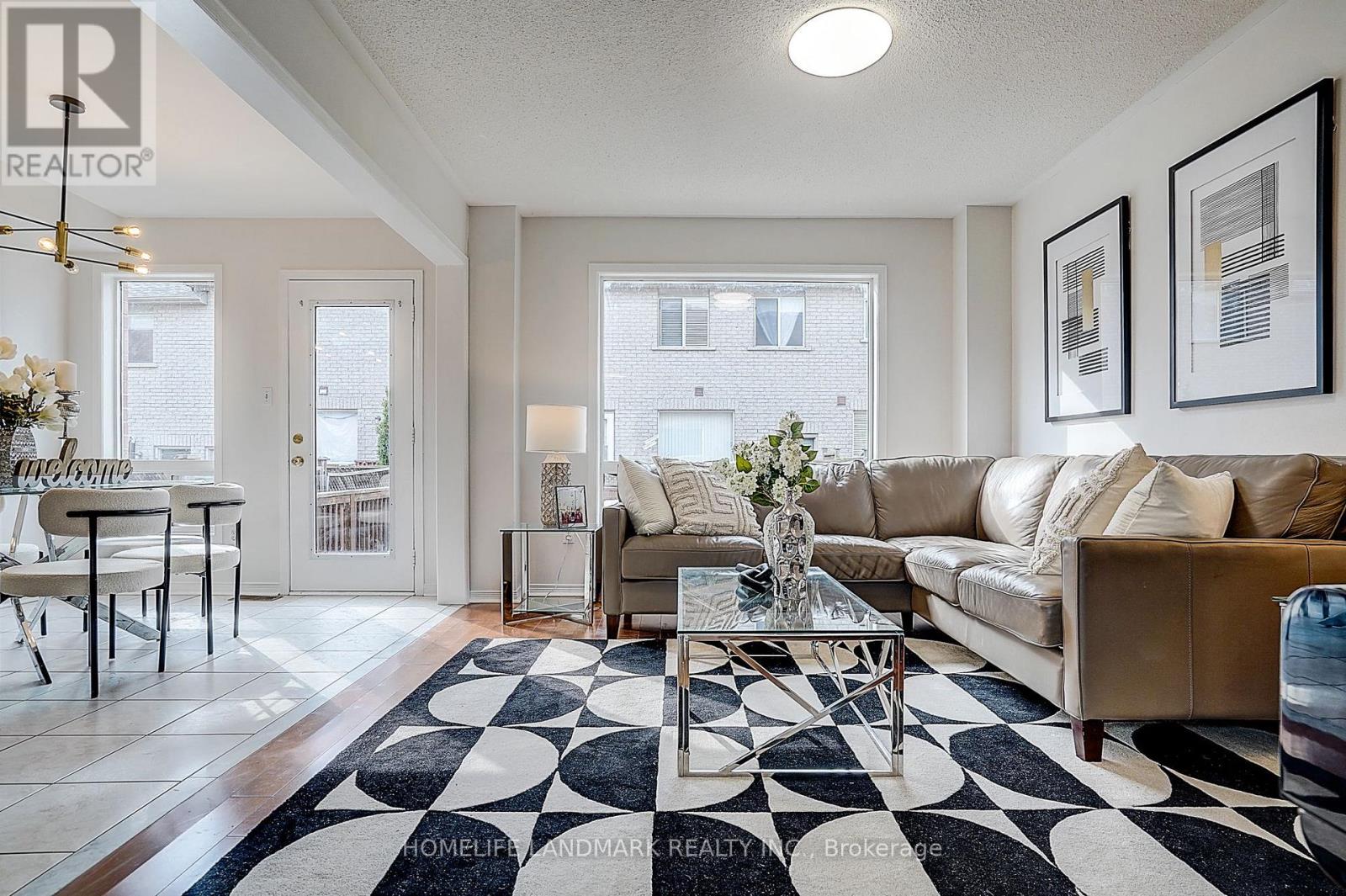 124 King William Crescent, Richmond Hill, Ontario  L4B 4T1 - Photo 10 - N12782084