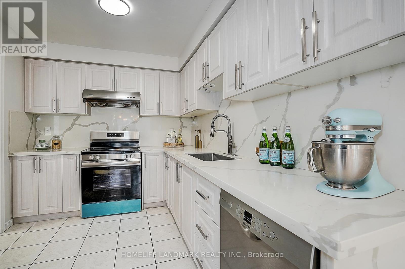 124 King William Crescent, Richmond Hill, Ontario  L4B 4T1 - Photo 21 - N12782084