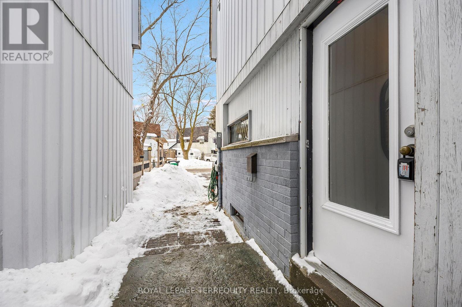 21 Gladstone Square, Brampton, Ontario  L6S 2H5 - Photo 31 - W12782026