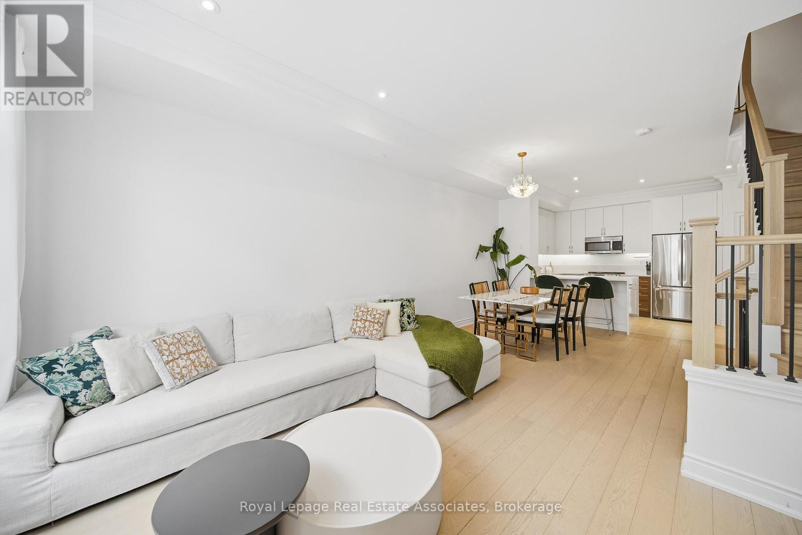 56 - 30 Lunar Crescent, Mississauga, Ontario  L5M 2R5 - Photo 10 - W12782048