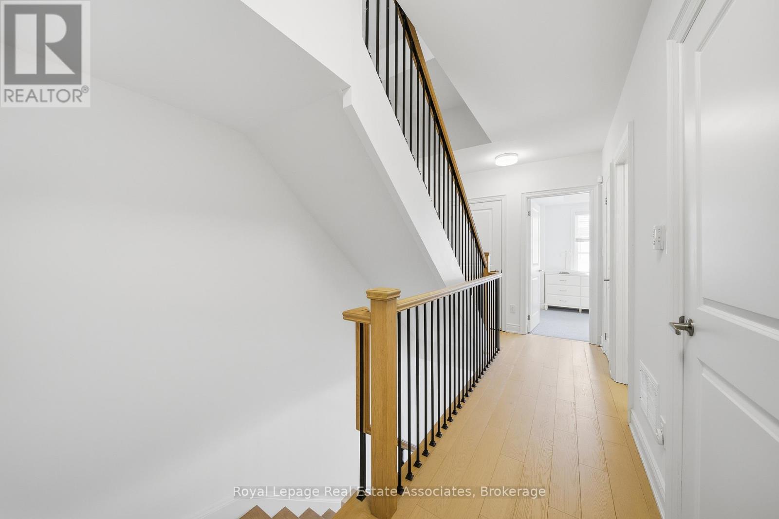 56 - 30 Lunar Crescent, Mississauga, Ontario  L5M 2R5 - Photo 14 - W12782048