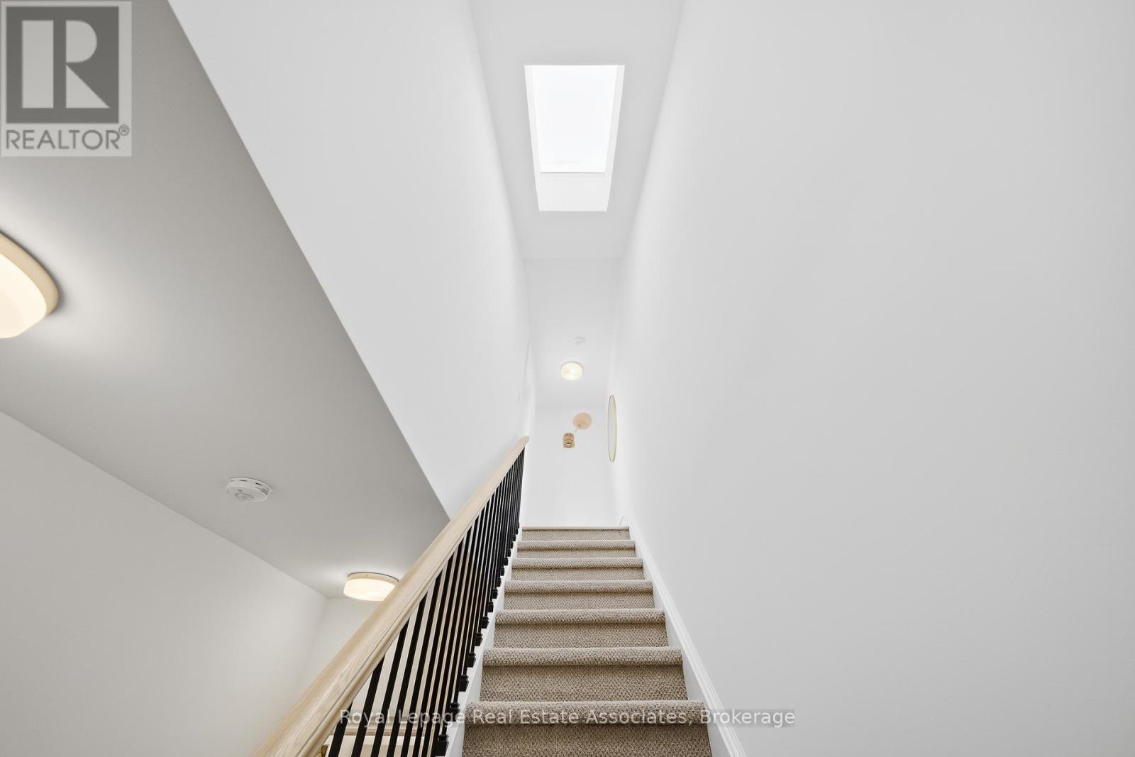 56 - 30 Lunar Crescent, Mississauga, Ontario  L5M 2R5 - Photo 24 - W12782048