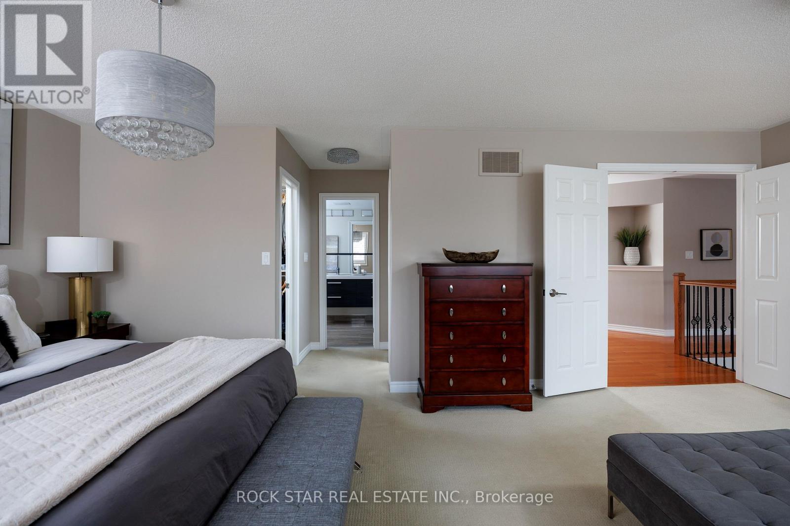 2318 Salcome Drive, Oakville, Ontario  L6H 7N3 - Photo 30 - W12782064