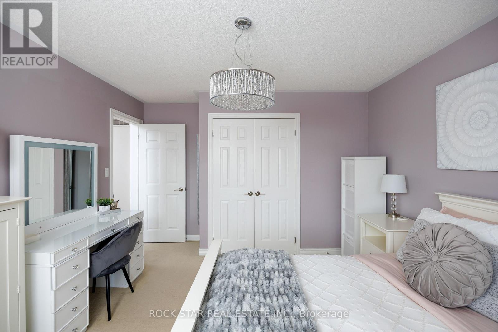 2318 Salcome Drive, Oakville, Ontario  L6H 7N3 - Photo 43 - W12782064